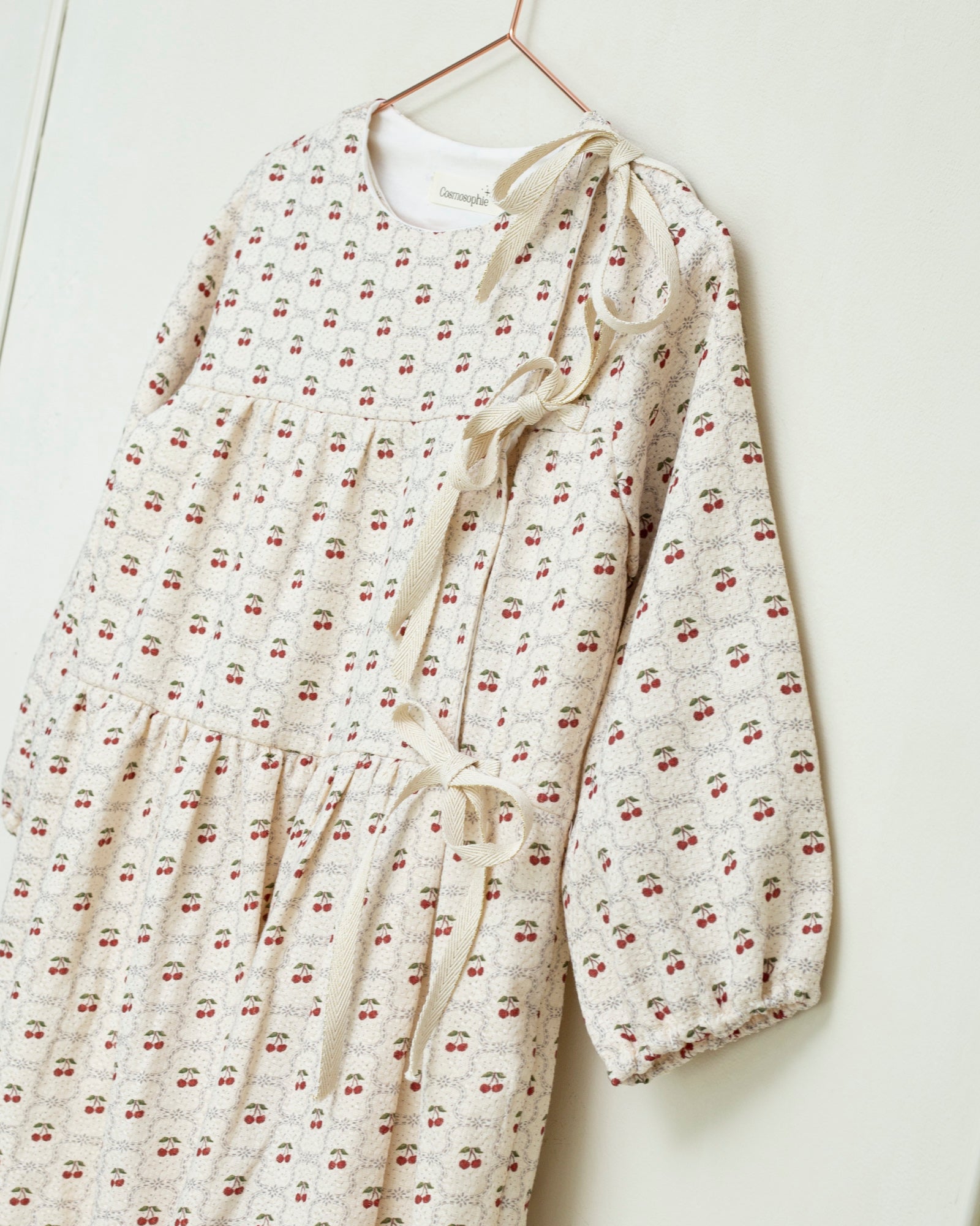 Vestido estampado cerezas para adolescente de Cosmosophie