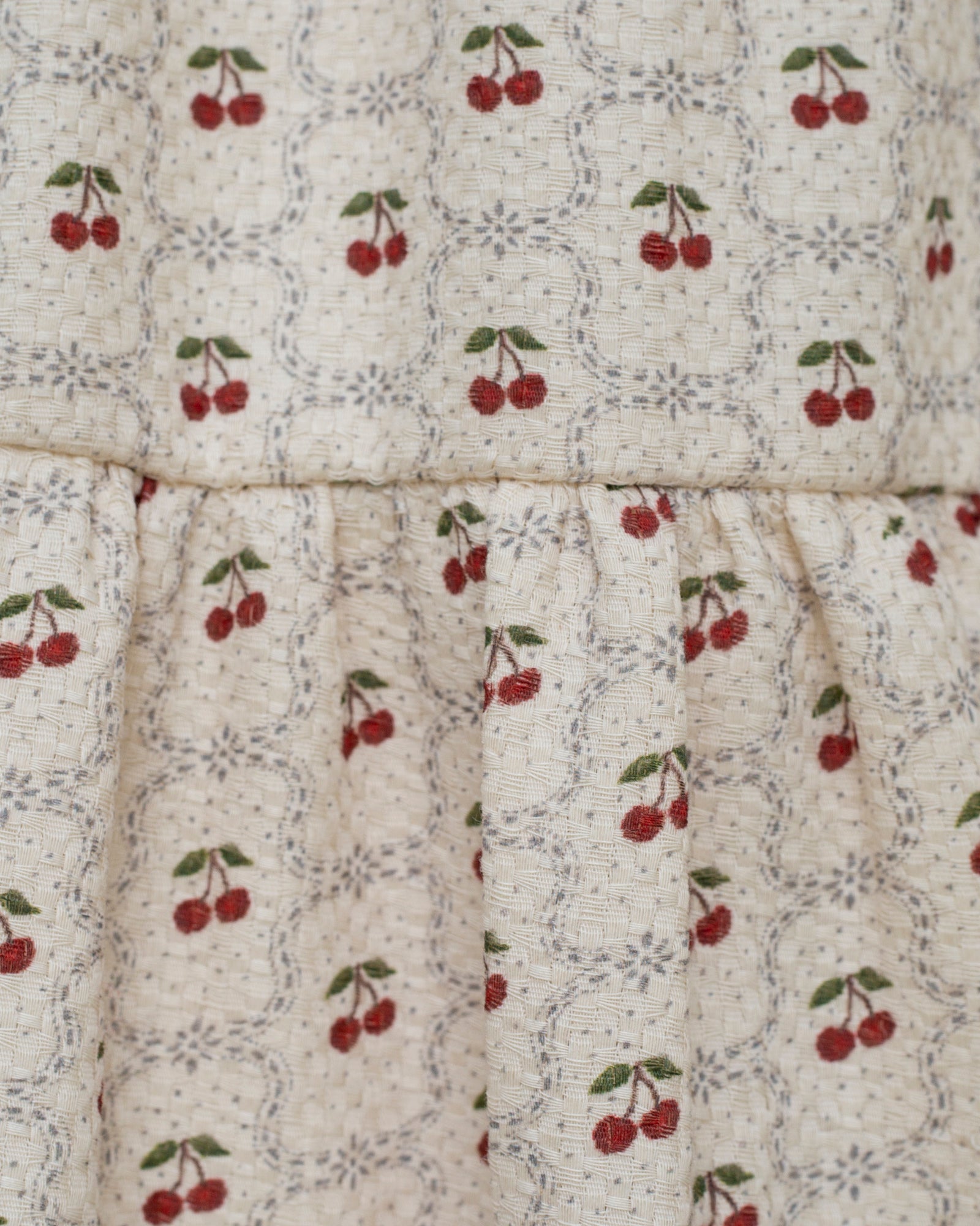 Vestido estampado cerezas para adolescente de Cosmosophie