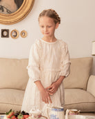 Vestido beige tejido bordado Cosmosophie