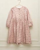 Vestido vichy rosa con fresas modelo Fiona de Cosmosophie