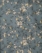 Vestido azul griseace estampado de flores  beige y oro Cosmosophie