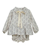 Conjunto bebe crudo con flores en azul Cosmosophie