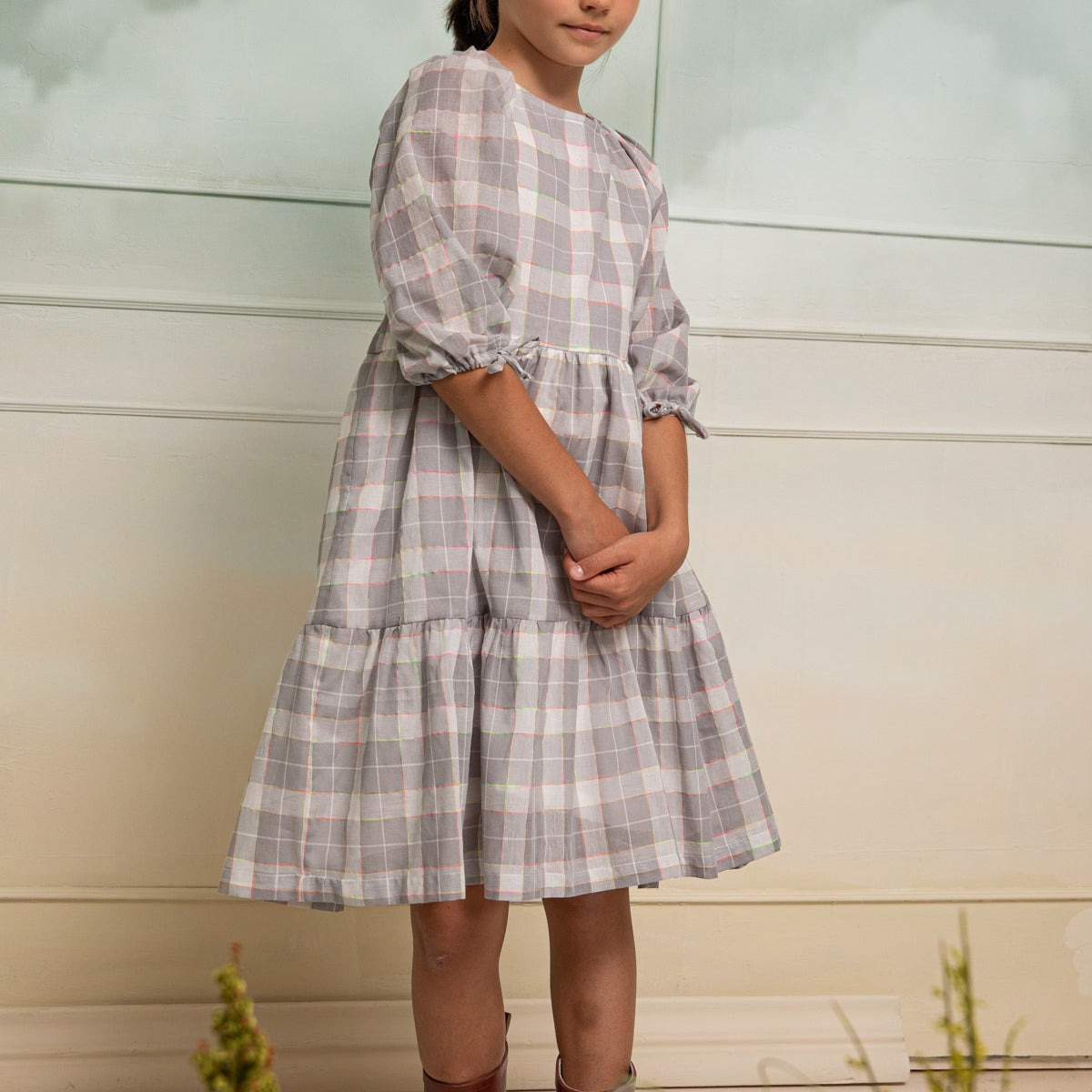Vestido cuadros gris Isolda Castle – cosmosophie