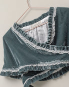 Preciosa mañanita para combinar con nuestros trajes de arras, Confeccionado en terciopelo a juego con nuestros vestidos. Cosmosophie