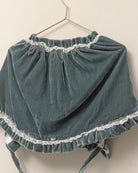 Preciosa mañanita para combinar con nuestros trajes de arras, Confeccionado en terciopelo a juego con nuestros vestidos. Cosmosophie
