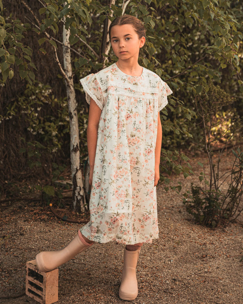 Vestido de flores para niña Cosmosophie