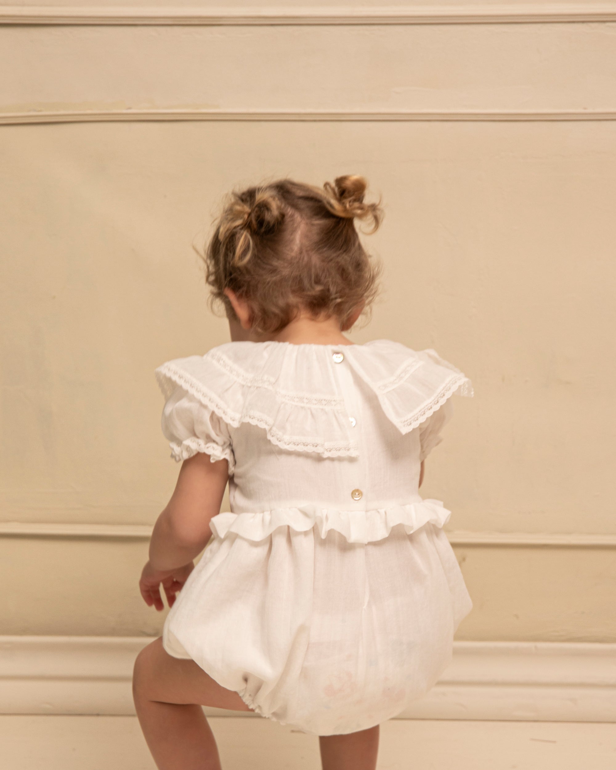 Ranita de Bautizo para bebe en blanco Yves de Cosmosophie