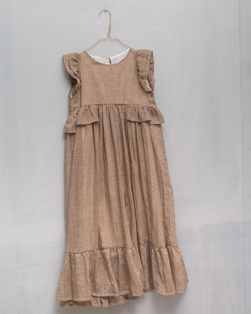 CEREMONY DRESS FOR SPECIAL OCCASION LONG. With ruffled detail in bown.