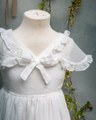 Dress for wedding guests and flower girl dress. Vestidos de invitada de boda y trajes de arras originales para niñas.